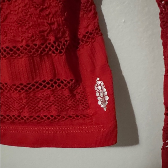 NWOT Free People Movement Take On Me Layer Top - Winterberry Size M/L - Picture 6 of 9